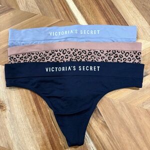 Victoria's Secret Panties - Blue, Leopard Print, Navy